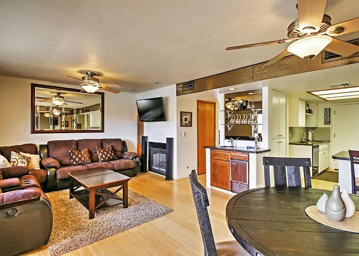 Walk To Havasu Beaches: W/ Pool Access! * Lake Havasu City