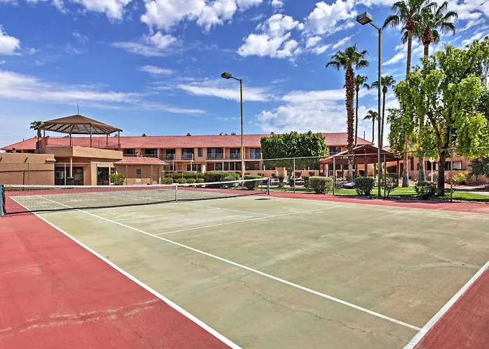 Walk To Havasu Beaches: W/ Pool Access!