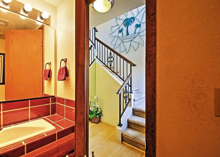 Walk To Havasu Beaches: W/ Pool Access! Lake Havasu City